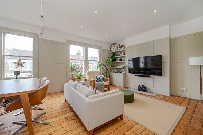2 Bedroom Flat For Sale In Saltram Crescent, London, W9