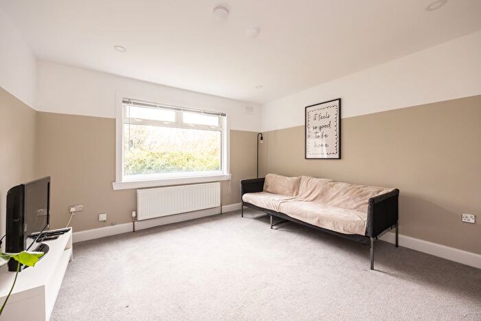 1 Bedroom Flat For Sale In Lanark Road, Edinburgh, EH14