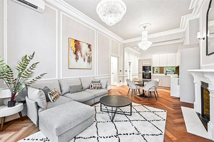 2 Bedroom Flat To Rent In Nevern Square, Earls Court, SW5