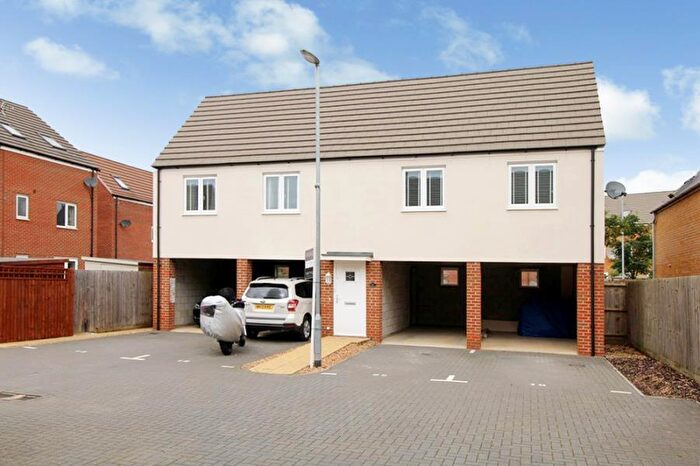 2 Bedroom Detached House To Rent In Loughborough Drive, Broughton, MK10