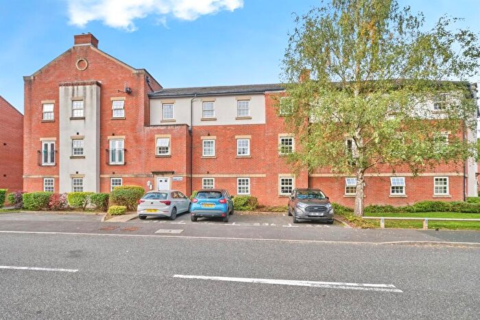 2 Bedroom Apartment For Sale In Horseshoe Crescent, Birmingham, B43