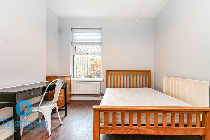 1 Bedroom Terraced House To Rent In Kimbolton Avenue, Lenton, NG7