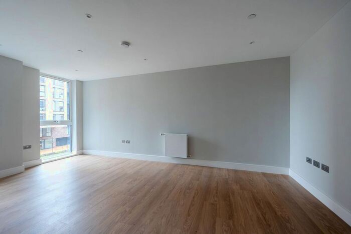 1 Bedroom Flat To Rent In Summertown, Summerstown, London, SW17