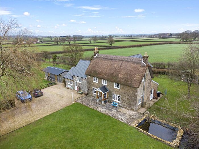 4 Bedroom Detached House For Sale In Bagber, Sturminster Newton, Dorset, DT10