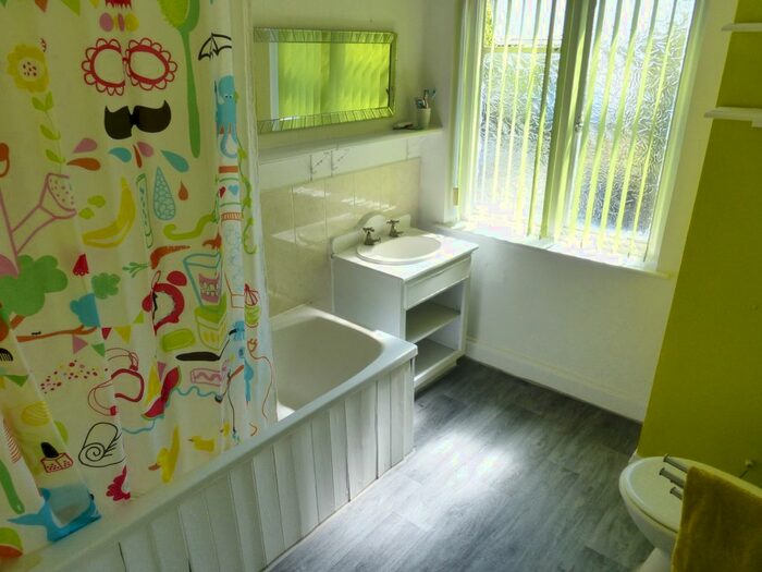 2 Bedroom SemiDetached House To Rent In Braunstone Lane, Braunstone