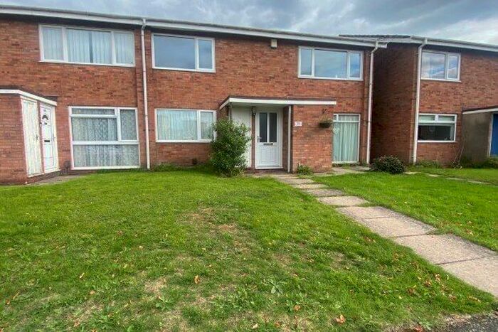 2 Bedroom Maisonette To Rent In Enfield Close, Birmingham, B23