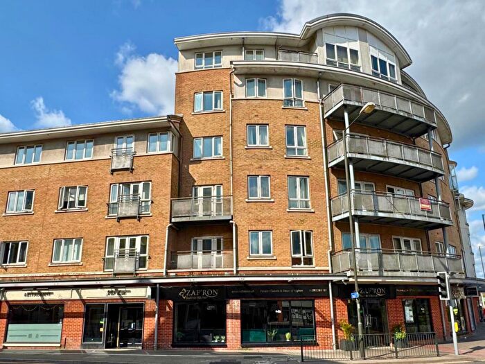 2 Bedroom Flat For Sale In Robinson House, High Street, Crawley, West Sussex, RH10