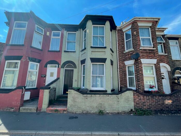 1 Bedroom Flat To Rent In Nelson Road Central, Great Yarmouth, NR30