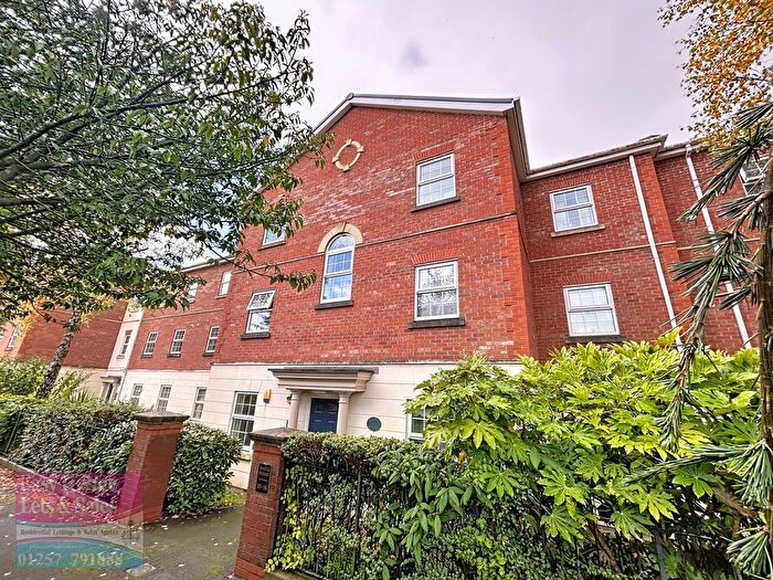 2 Bedroom Flat For Sale In Maple House, Denhamwood Close, PR7