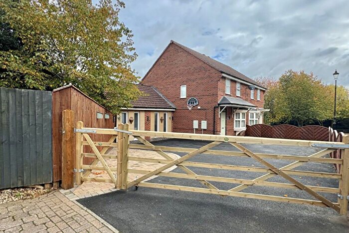 3 Bedroom Semi-Detached House For Sale In Siskin Road, Uppingham, Oakham, LE15