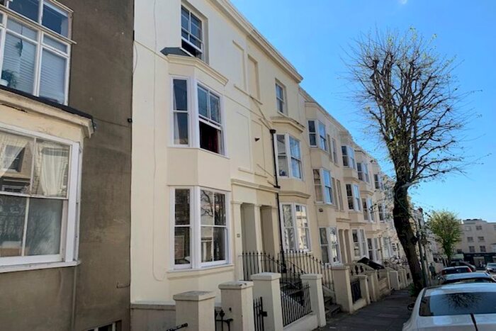 4 Bedroom Maisonette To Rent In York Road, Hove, BN3