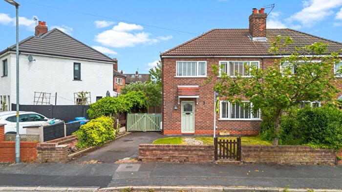 3 Bedroom Semi-Detached House For Sale In Maple Crescent, Penketh, WA5