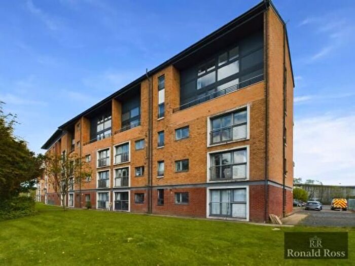 2 Bedroom Flat To Rent In Minerva Way, Finnieston, Glasgow, G3