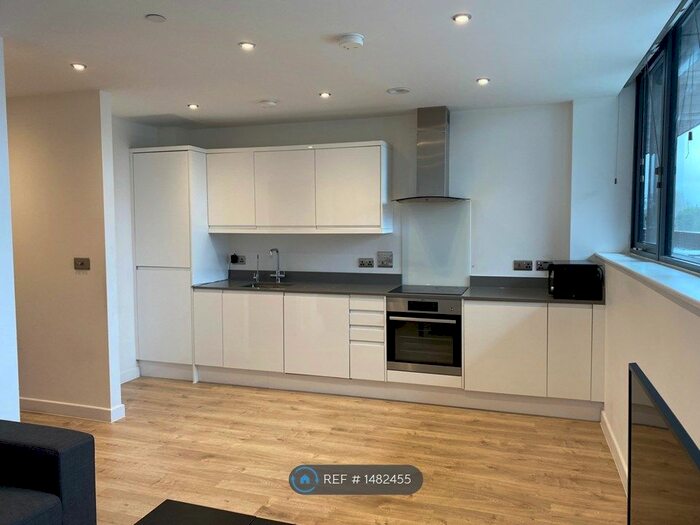 1 Bedroom Flat To Rent In Burnell House, Stanmore, HA7