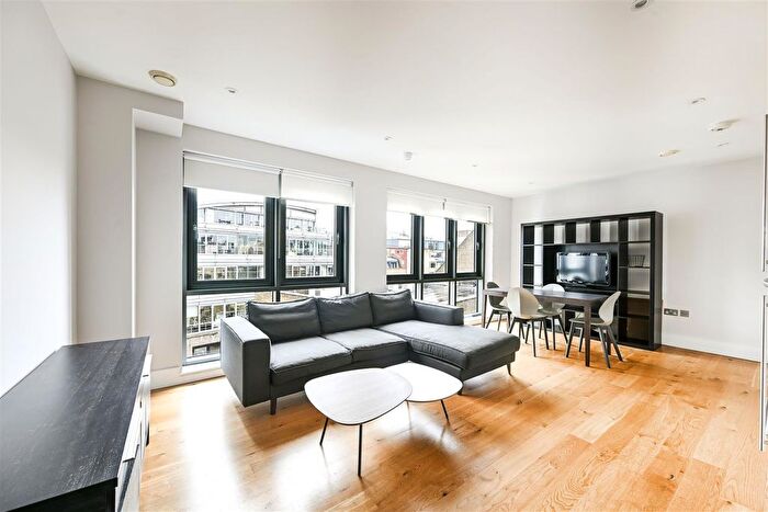 1 Bedroom Flat To Rent In City View Apartments, A Saffron Hill, London, EC1N