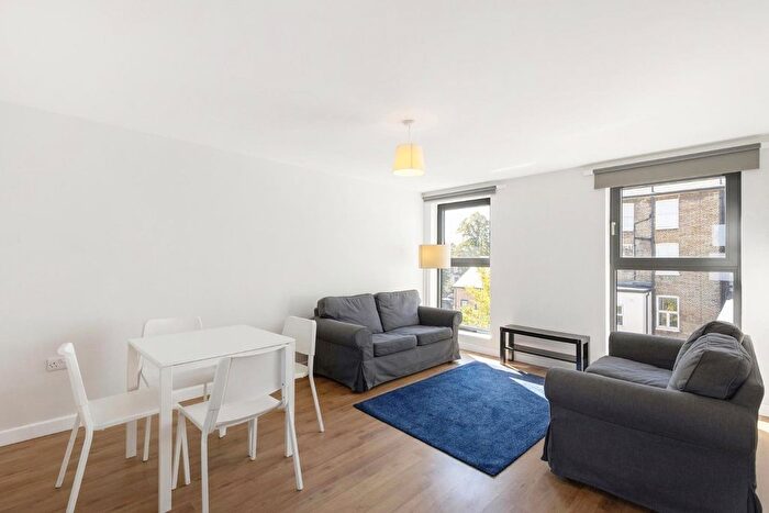 2 Bedroom Flat For Sale In Jeffreys Road, Little Portugal, SW4