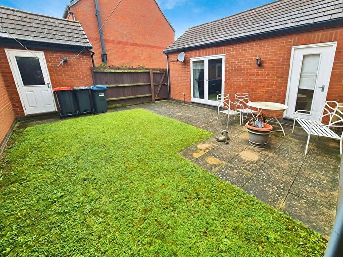 4 Bedroom Detached House For Sale In Turneys Drive, Milton Keynes, MK12