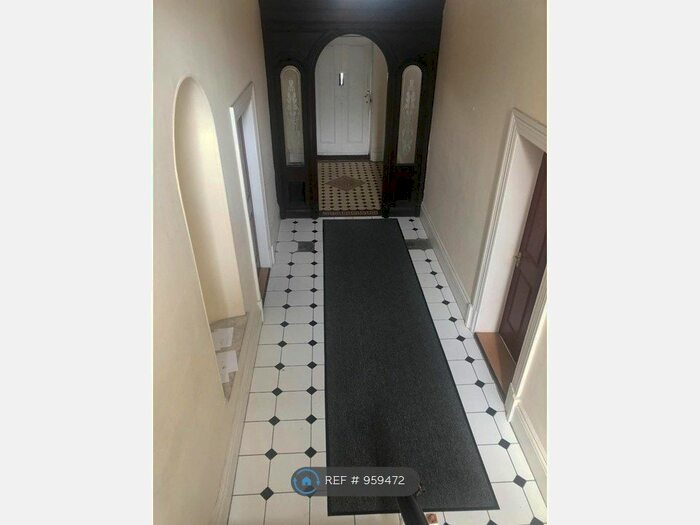 1 Bedroom Flat To Rent In Huskisson Street, Liverpool, L8