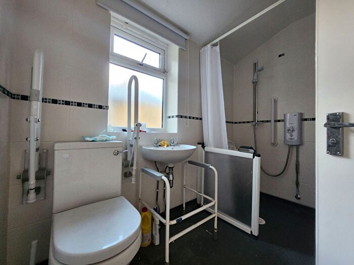 3 Bedroom Terraced House For Sale In Dumpton Park Drive, Ramsgate, CT11