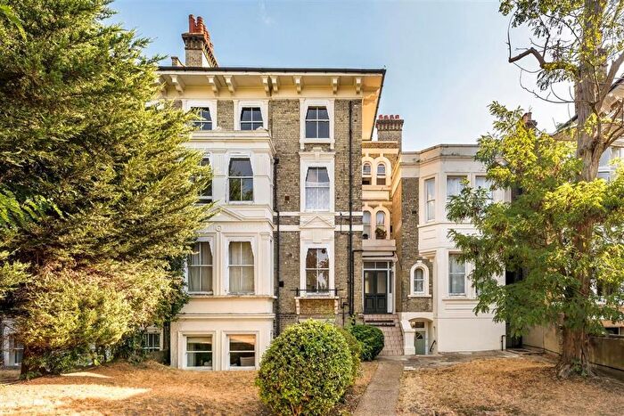 2 Bedroom Flat For Sale In Morden Road, Blackheath, SE3