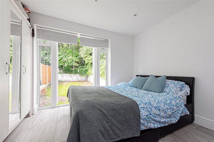 Studio To Rent In Lancaster Road, Finsbury Park, London, N4