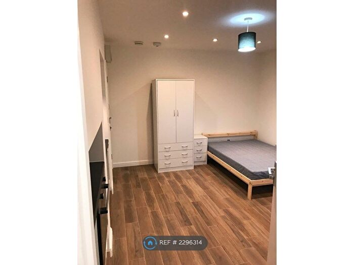 1 Bedroom Flat To Rent In Colindale Avenue, London, NW9