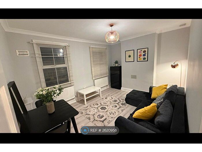 1 Bedroom Flat To Rent In Elm Road, London, E11