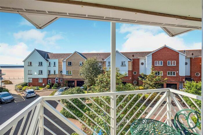 2 Bedroom Flat To Rent In Cypher House, Maritime Quarter, Swansea, SA1