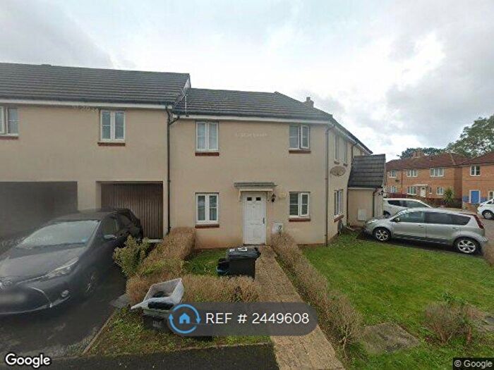 2 Bedroom Flat To Rent In Emerson Square, Bristol, BS7