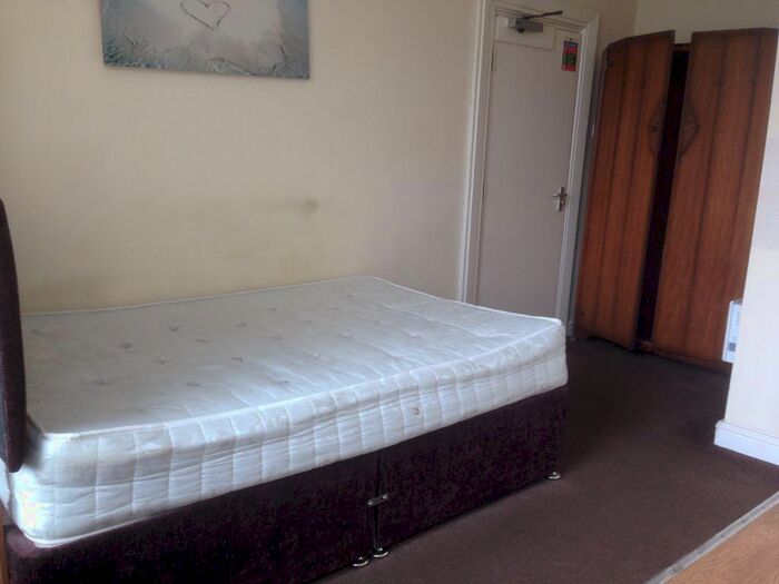 Property To Rent In Balby Road, Doncaster, DN4