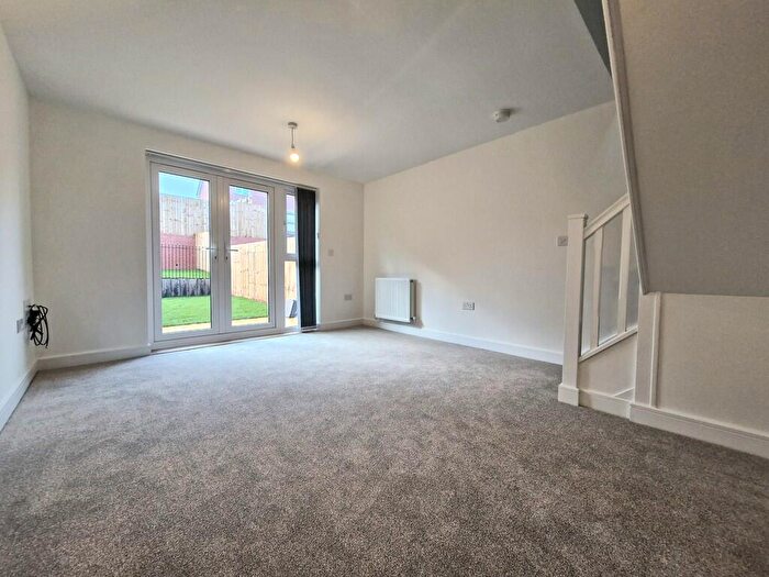 2 Bedroom Semi-Detached House To Rent In Willslock Road, Uttoxeter, ST14