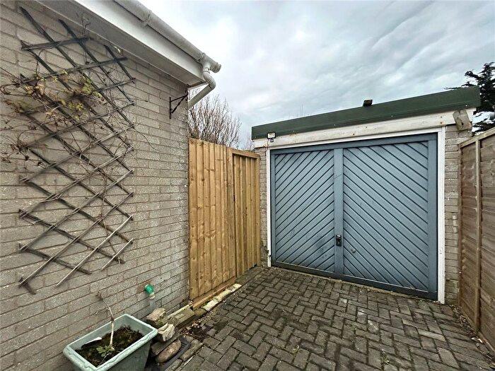 2 Bedroom Bungalow For Sale In Belgrave Road, Fairbourne, Gwynedd, LL38