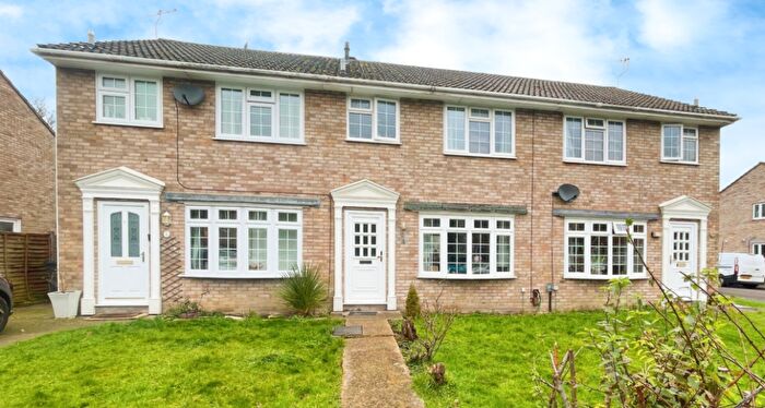 3 Bedroom House To Rent In Grenville Gardens, Frimley Green, GU16