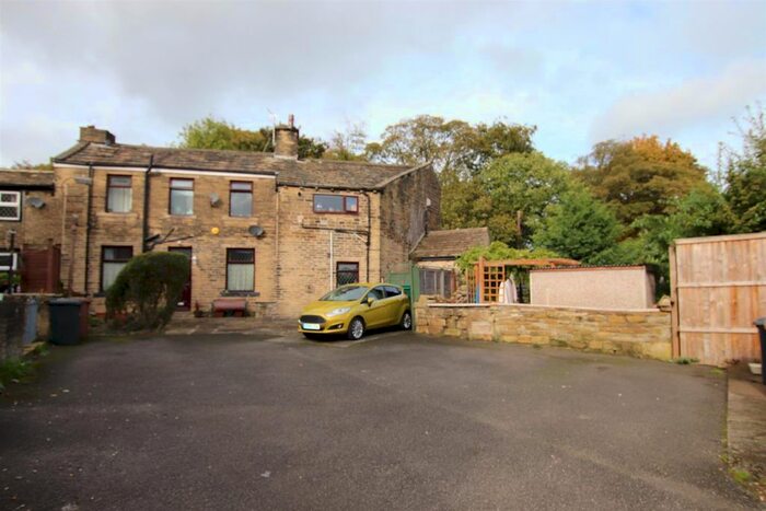 1 Bedroom Flat To Rent In Leeds Road, Idle, Bradford, BD10