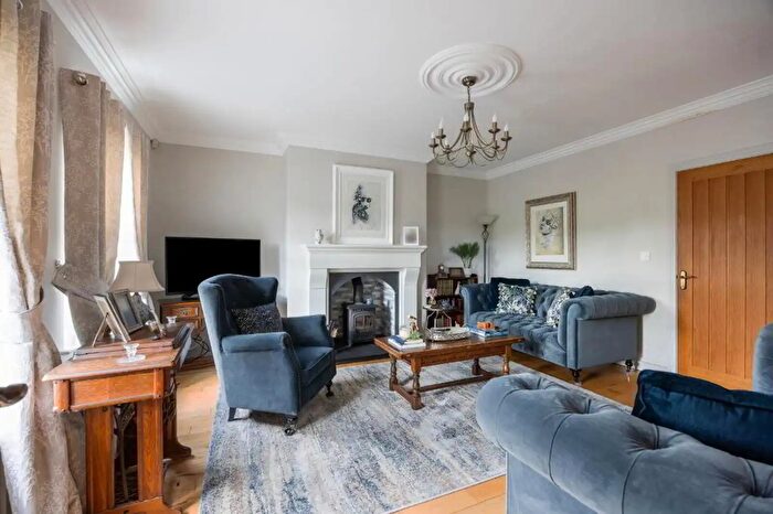 4 Bedroom Detached House For Sale In Bridge Road, Ballymena, BT44