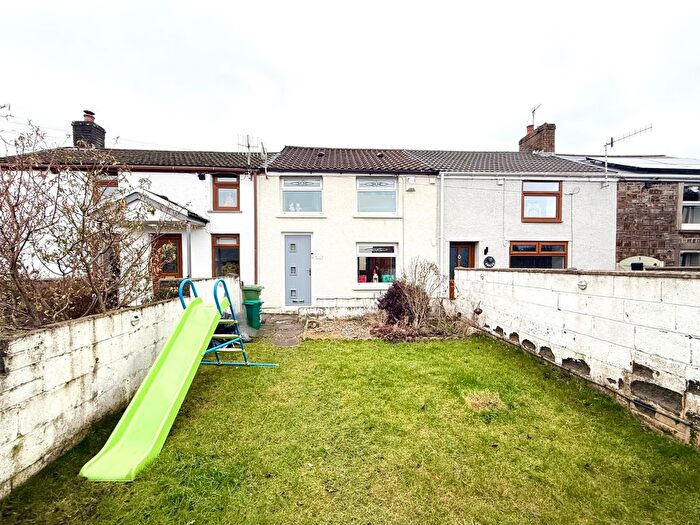 3 Bedroom Terraced House For Sale In Giles Court, Trecynon, Aberdare, CF44