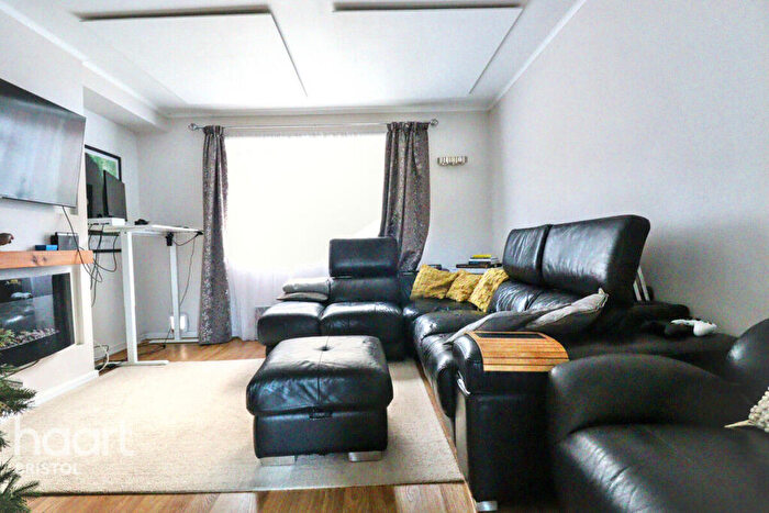 3 Bedroom Semi-Detached House For Sale In Mancroft Avenue, Bristol, BS11