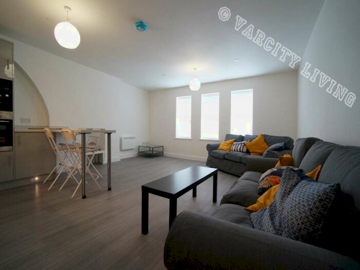 2 Bedroom Apartment To Rent In High Street Apartment, Bangor, Gwynedd, LL57