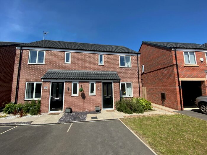 3 Bedroom House To Rent In Kingfisher Road, Burton Joyce, NG14