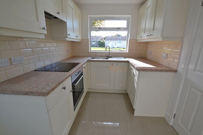 2 Bedroom Detached Bungalow For Sale In Allerdene Walk, Whickham, Tyne And Wear, NE16