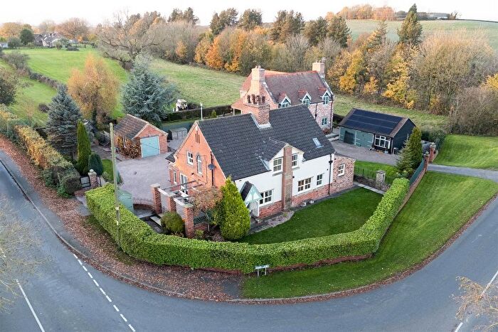 5 Bedroom Detached House For Sale In Shire Lane, Heath, Chesterfield, S44