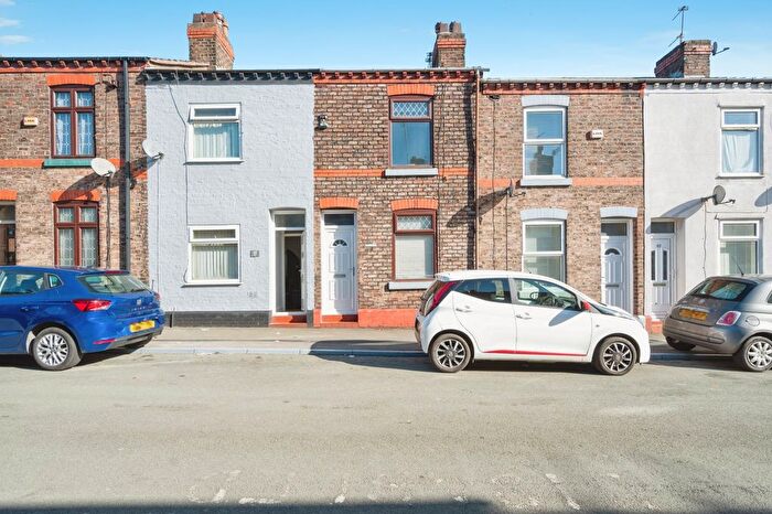 2 Bedroom Terraced House For Sale In Allerton Road, Widnes, Cheshire, WA8