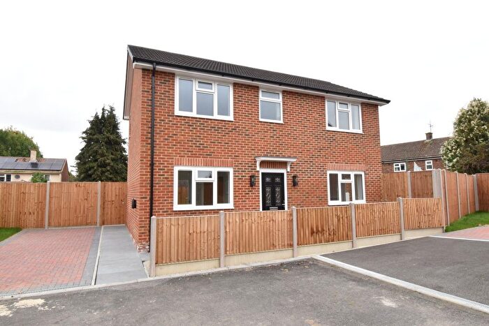 3 Bedroom Detached House For Sale In Westmorland Road, Maidstone, ME15