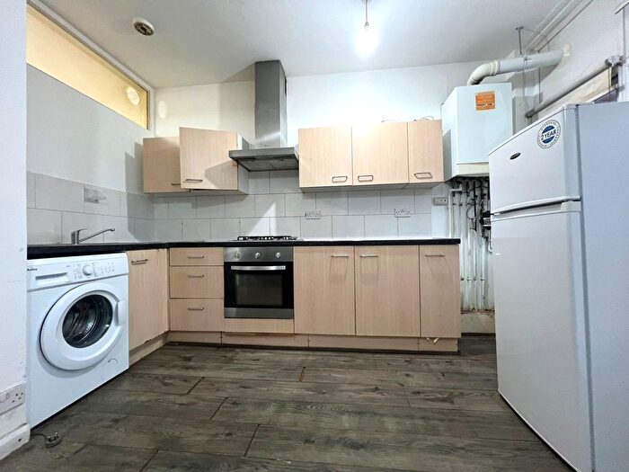 1 Bedroom Flat To Rent In Ilford, IG1