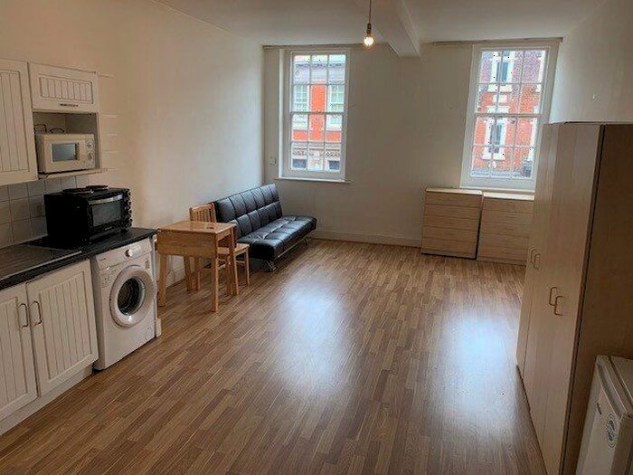Studio To Rent In Market Chambers, Church Street, Enfield, EN2