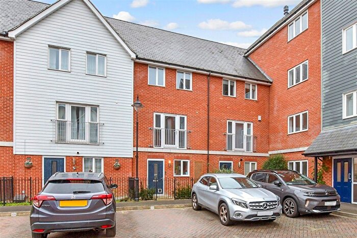 3 Bedroom Terraced House For Sale In Westwood Drive, Canterbury, Kent, CT2