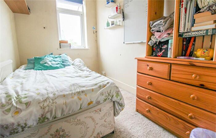 3 Bedroom Terraced House For Sale In Bredon Road, Croydon, CR0