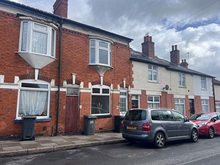 3 Bedroom Terraced House To Rent In Osmaston Road, Leicester, LE5