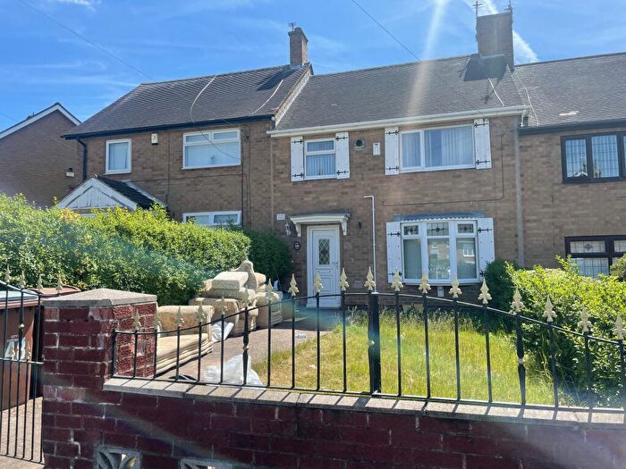 3 Bedroom Terraced House To Rent In Mildenhall Crescent, Nottingham, NG5