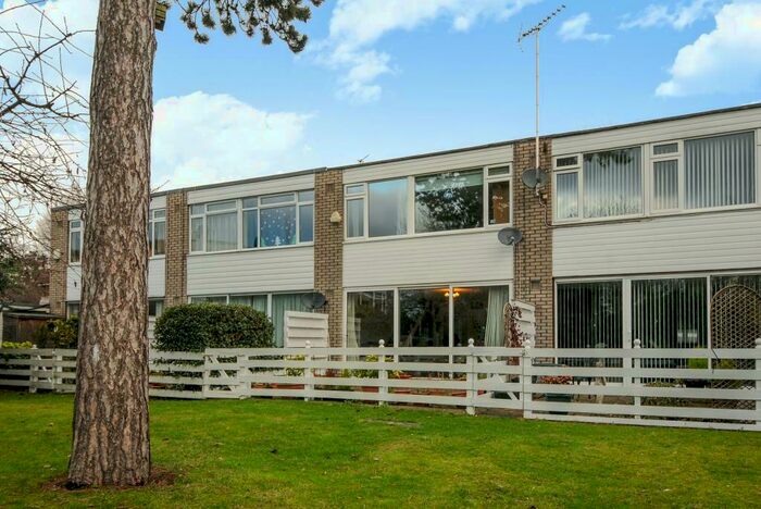 3 Bedroom Terraced House To Rent In Trinity Close, Northwood, HA6